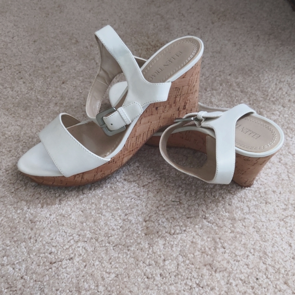 Ellen Tracy Patsy Sandals Size 7